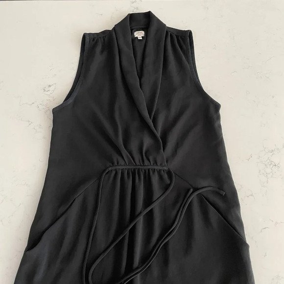 Aritzia Wilfred Sabine Sleeveless Faux Wrap Mini Dress w Pockets Black Sz XS - Picture 3 of 11